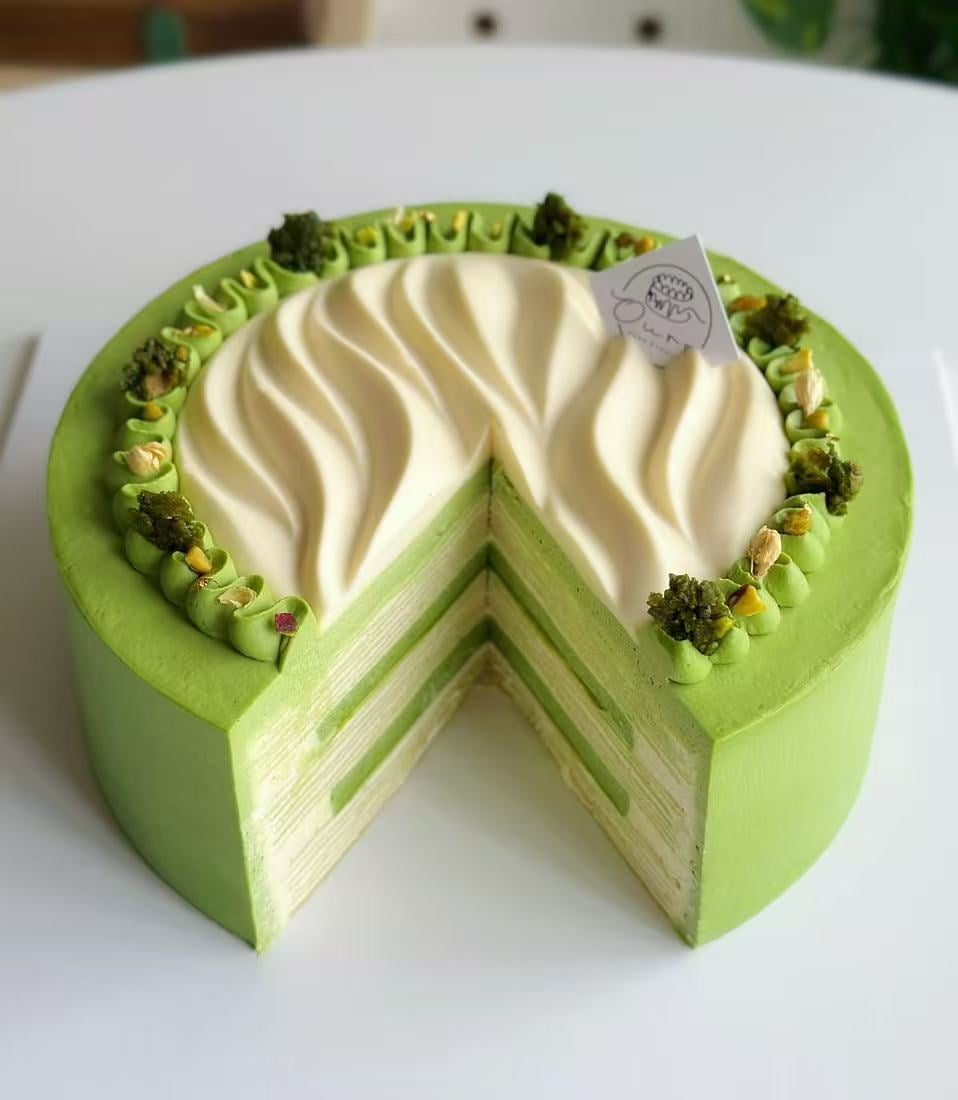 Pistachio&Jasmine Green Mille Crepe Cake - Image 4